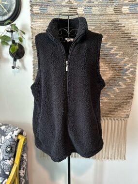Maurices Black Sherpa Zip-Up Vest